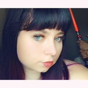 Meet your Posher, Christa